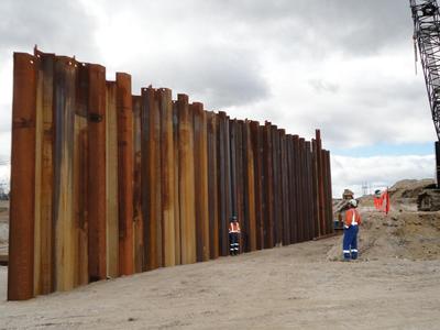 Ontwerp van stalen damwanden cofferdam ondersteunend systeem